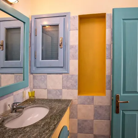 Ethelio Agios Ioannis (Tinos)